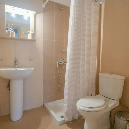 #s20 Chic 1 Bedroom In The Centre Of *